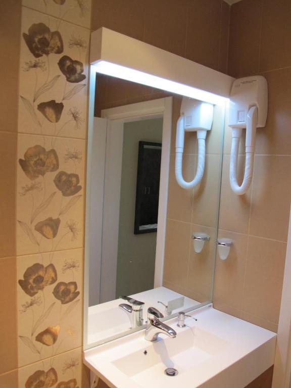 Aqua Varvara Hotel Vetren Dol الغرفة الصورة